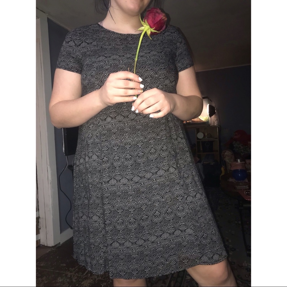 Black and White Short-Sleeved Dress
